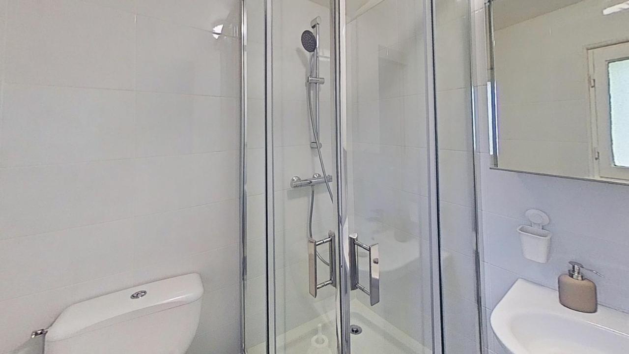 Maison Ideale Pour Visiter Paris Versailles - Chambres Privees Paris-Saclay Bures-sur-Yvette Bagian luar foto